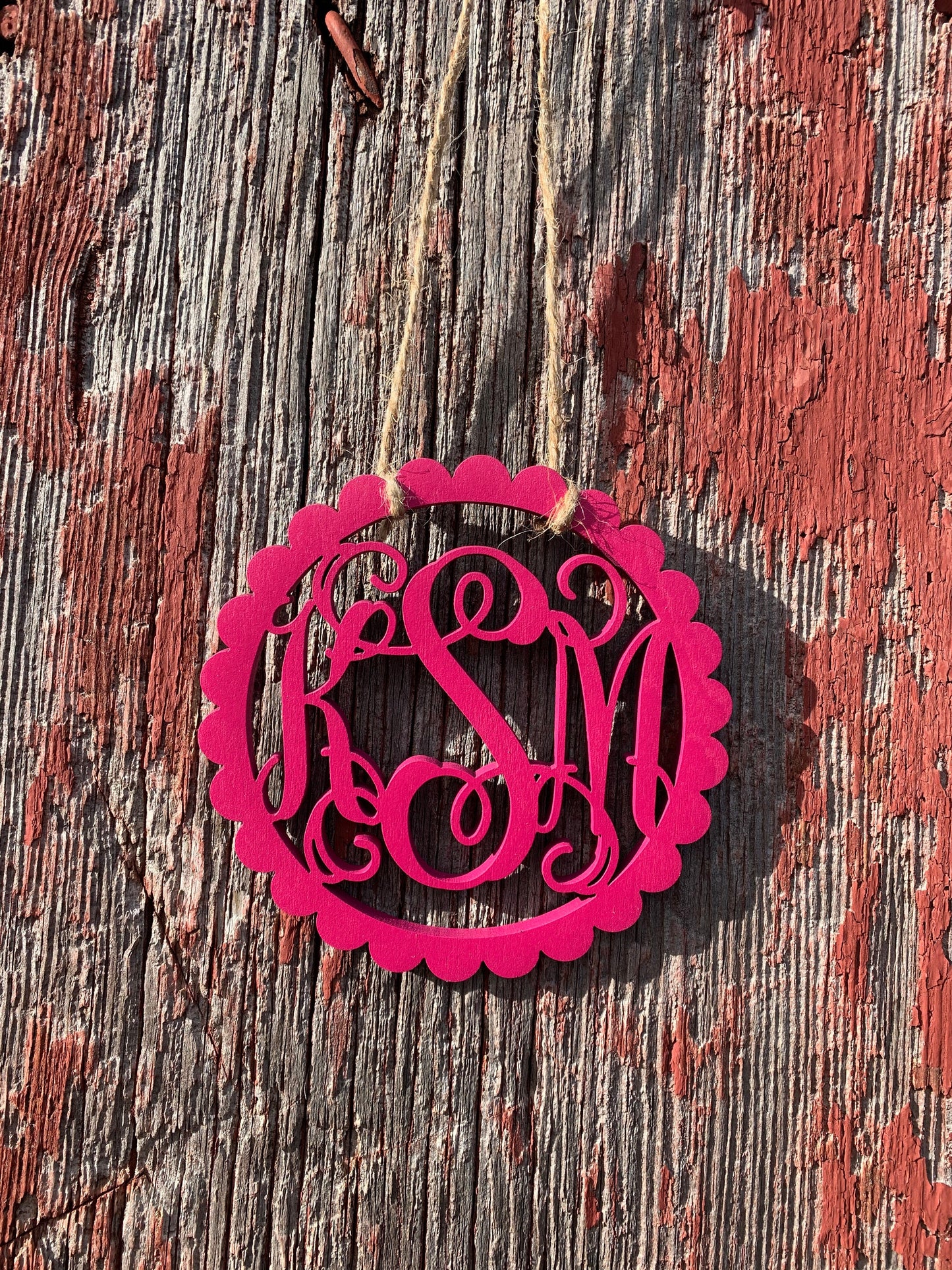 Scallop Monogram