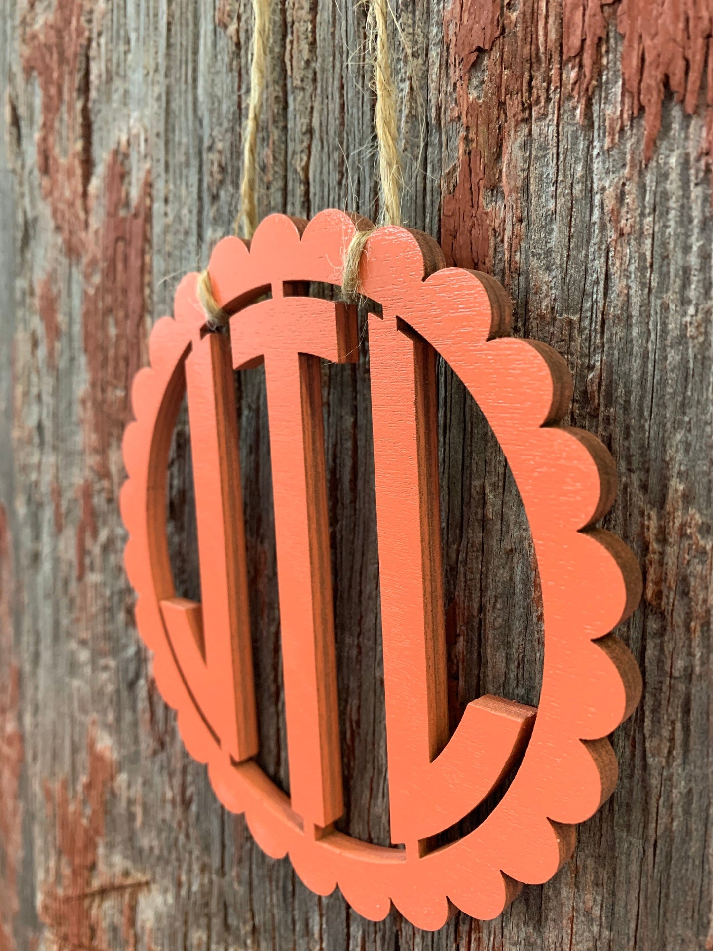 Monogram Car Charm, Scallop, Wood, Homecoming Mum